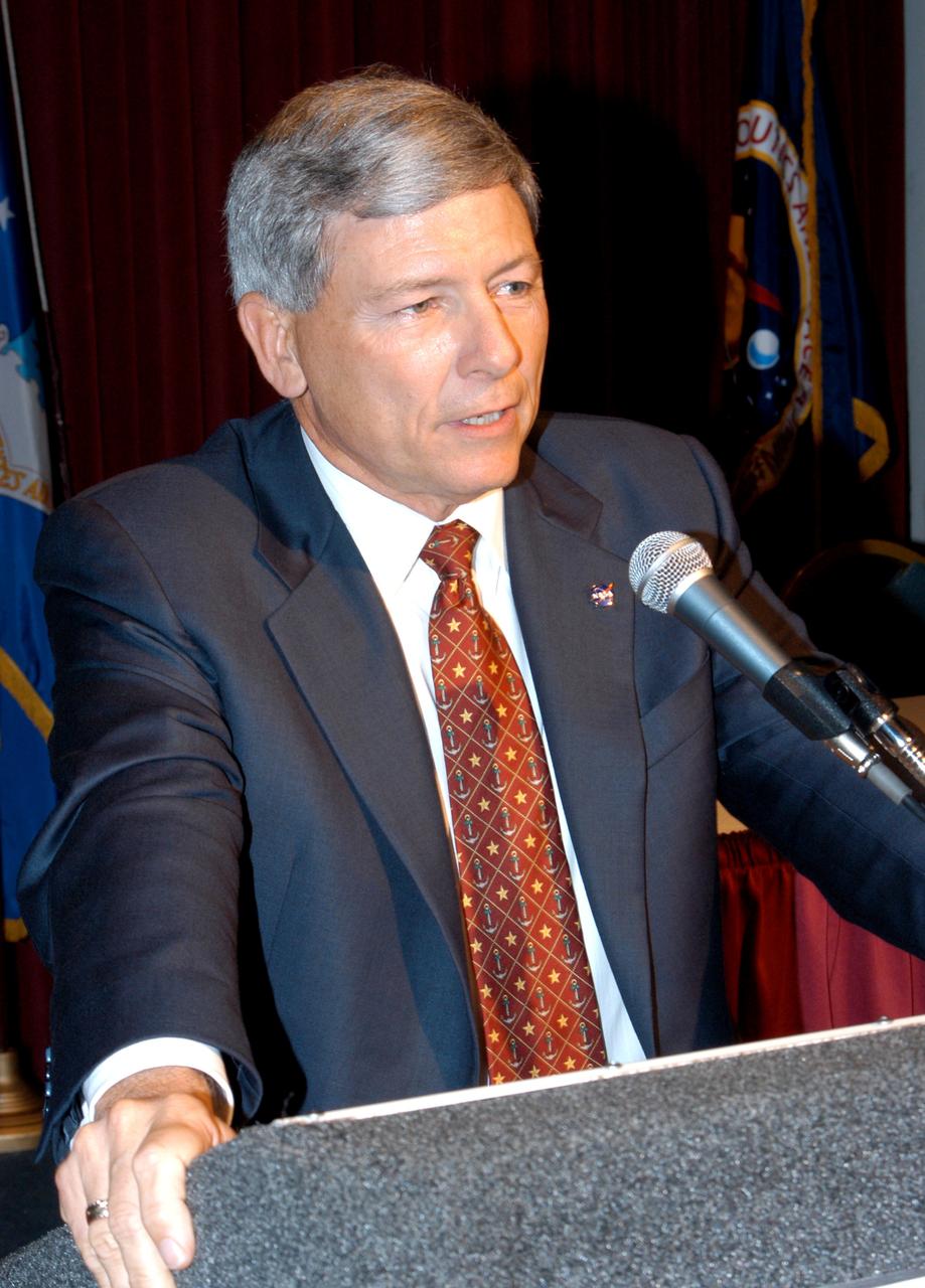 KENNEDY SPACE CENTER, FLA. - At a luncheon during Space Congress Week, Michael Kostelnik, NASA deputy associate administrator for the Space Shuttle and the International Space Station, speaks to luncheon attendees about the future challenges the Agency faces.  Held April 29-May 2, 2003, in Cape Canaveral, Fla., the Space Congress is an international conference that gathers attendees from the scientific community, the space industry workforce, educators and local supporting industries.  This year's event commemorated the 40th anniversary of the Kennedy Space Center and the Centennial of Flight.  The theme for the Space Congress was "Linking the Past to the Future: A Celebration of Space."