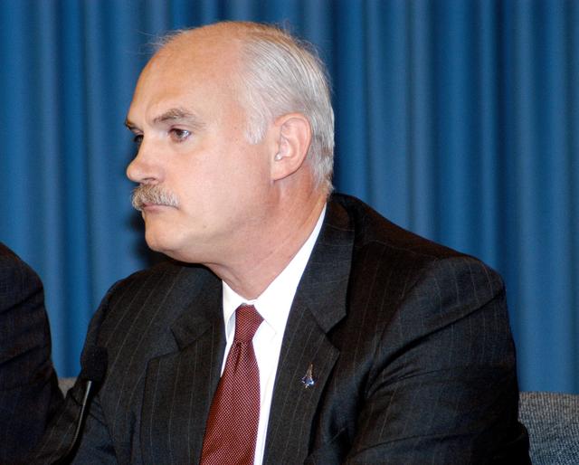 KENNEDY SPACE CENTER, FLA. -  NASA Associate Administrator for Space Flight William F. Readdy participates in a press conference in KSC's Press Site Auditorium. The press conference followed the official announcement of James W. Kennedy as the next director of the NASA Kennedy Space Center (KSC) in Florida. Kennedy has served as KSC's deputy director since November 2002.  He will succeed KSC Director Roy D. Bridges, who was appointed on June 13 to lead NASA's Langley Research Center, Hampton, Va.