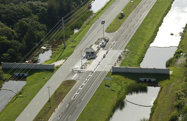 NASA image: KSC-03pd2215