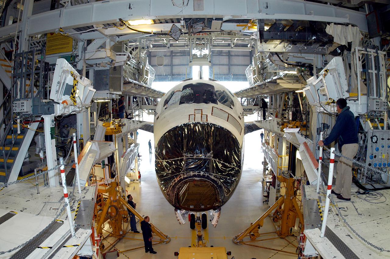 KENNEDY SPACE CENTER, FLA. -- Endeavour is ready to be rolled out of the Orbiter Processing Facility for temporary transfer to the Vehicle Assembly Building. The move allows work to be performed in the OPF that can only be accomplished while the bay is empty. Work scheduled in the OPF includes annual validation of the bay’s cranes, work platforms, lifting mechanisms and jack stands. Endeavour will remain in the VAB for approximately 12 days, then return to the OPF.