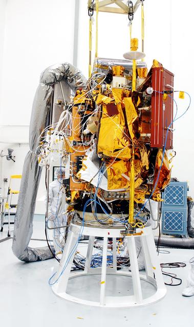 NASA image: KSC-04pd0601