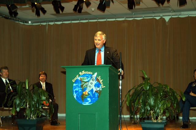 NASA image: KSC-04pd0715