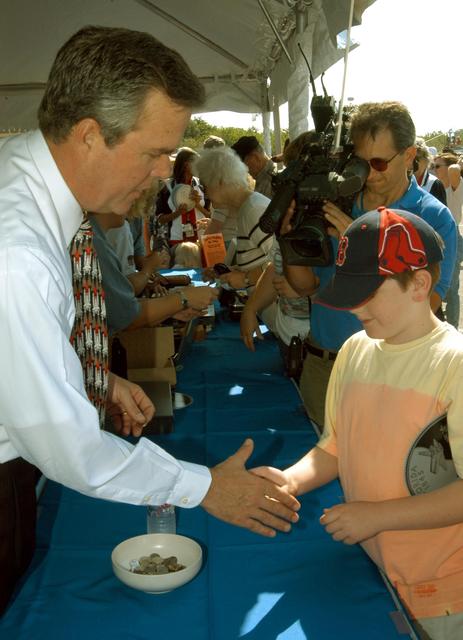 NASA image: KSC-04pd0779