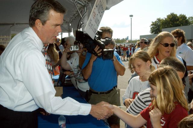 NASA image: KSC-04pd0780