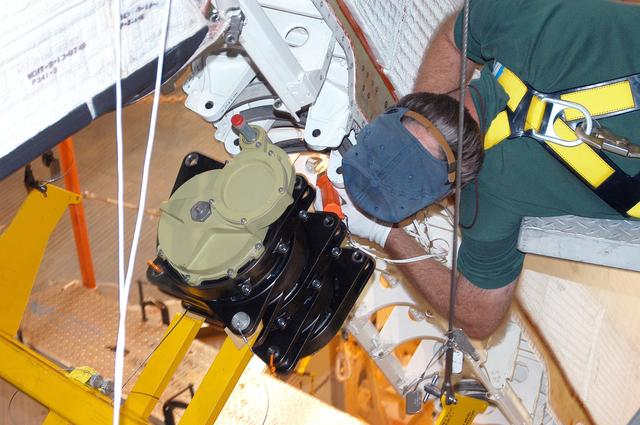 NASA image: KSC-04pd0835