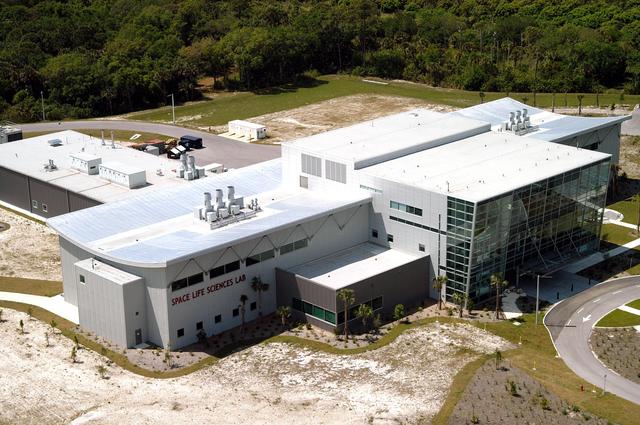 NASA image: KSC-04pd0930