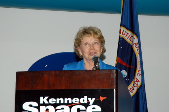 NASA image: KSC-04pd0975