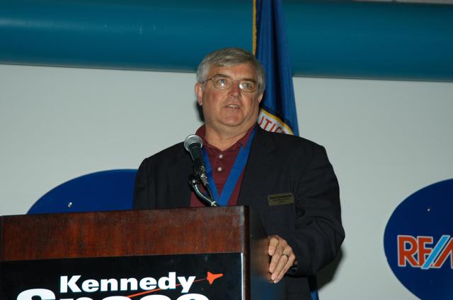 NASA image: KSC-04pd0984