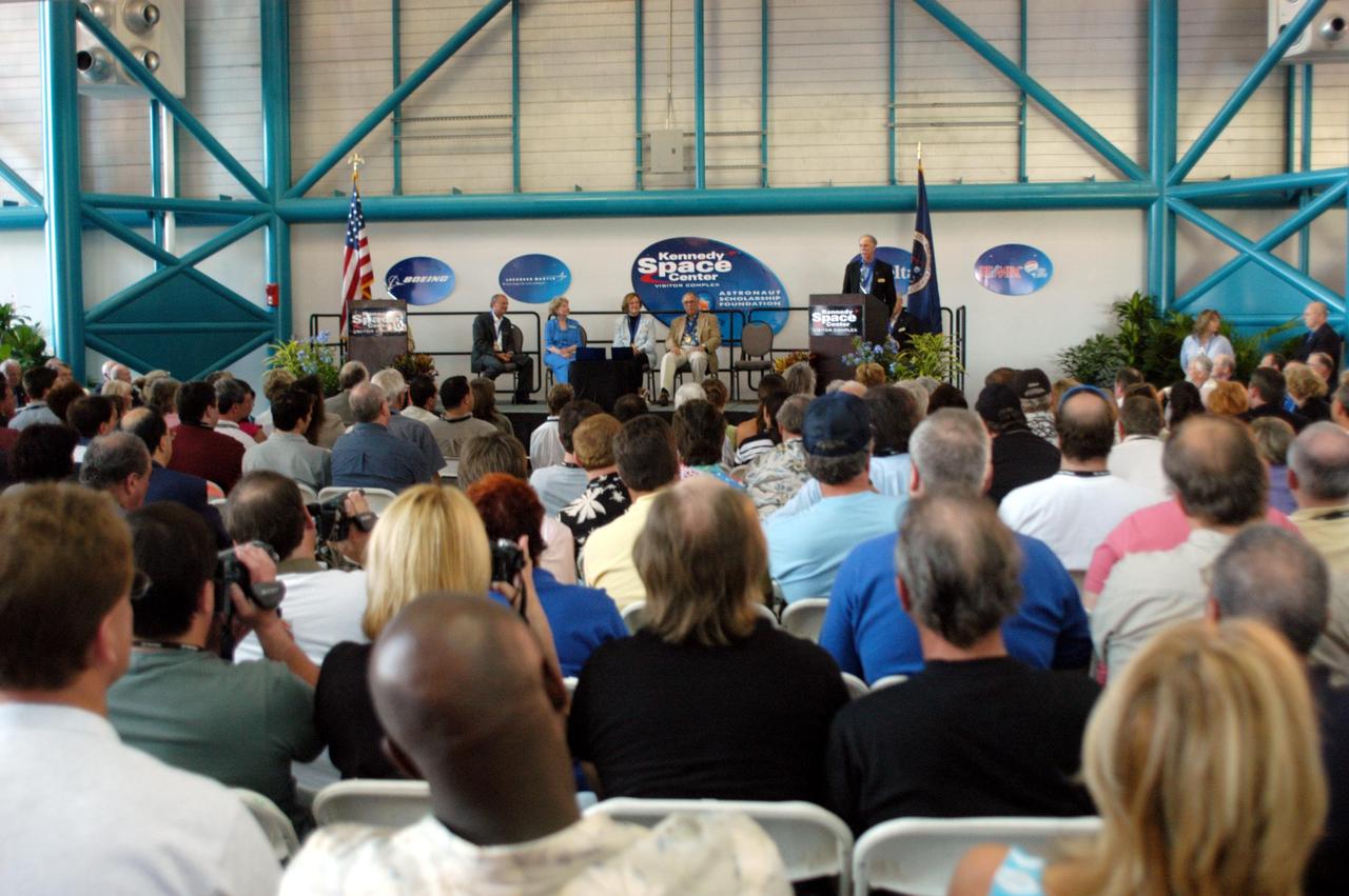 KENNEDY SPACE CENTER, FLA. -- At the Kennedy Space Center Visitor Complex, Richard O. Covey, commander of the Hubble Space Telescope repair mission, speaks to guests at the induction of five space program heroes into the U.S. Astronaut Hall of Fame. Seated from left, they are Norman E. Thagard, the first American to occupy Russia’s Mir space station; June Scobee, on behalf of her late husband Francis R. "Dick" Scobee, commander of the ill-fated 1986 Challenger mission; Kathryn D. Sullivan, the first American woman to walk in space; and Frederick D. Gregory, the first African-American to command a space mission and the current NASA deputy administrator. The U.S. Astronaut Hall of Fame opened in 1990 to provide a place where space travelers could be remembered for their participation and accomplishments in the U.S. space program. To be eligible for induction, an individual must have been a U.S. citizen, a NASA astronaut, and out of the active astronaut corps at least five years. The five inductees join 52 previously honored astronauts from the ranks of the Gemini, Apollo, Skylab, Apollo-Soyuz, and Space Shuttle programs.