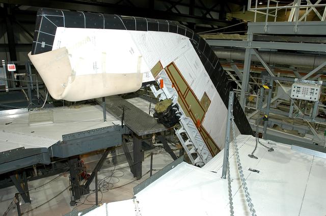 NASA image: KSC-04pd1089