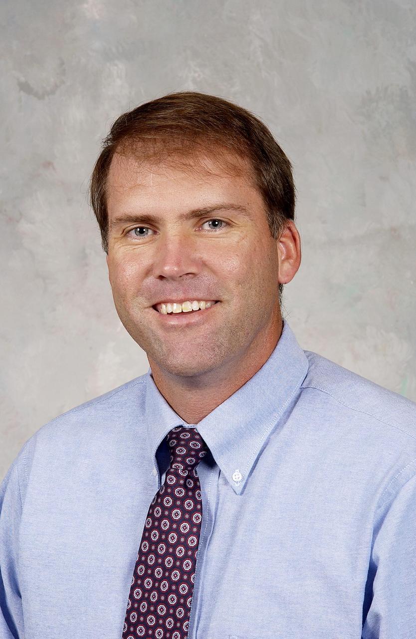 KENNEDY SPACE CENTER, FLA. -- Official portrait of Mike Rein, Division Chief, Media Services, External Relations and Business Development Directorate.