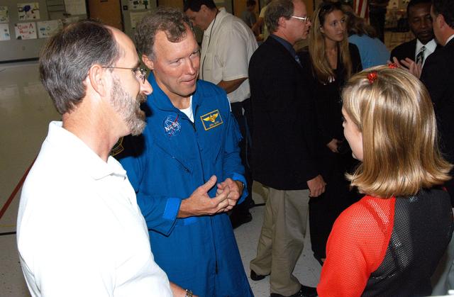 NASA image: KSC-04pd1179