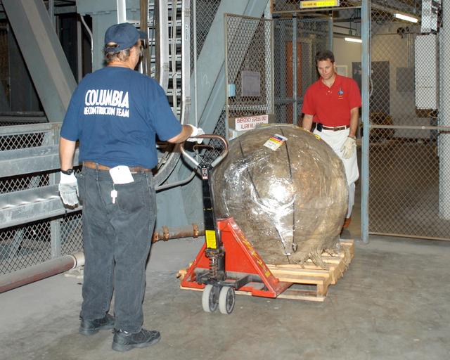 NASA image: KSC-04pd1231