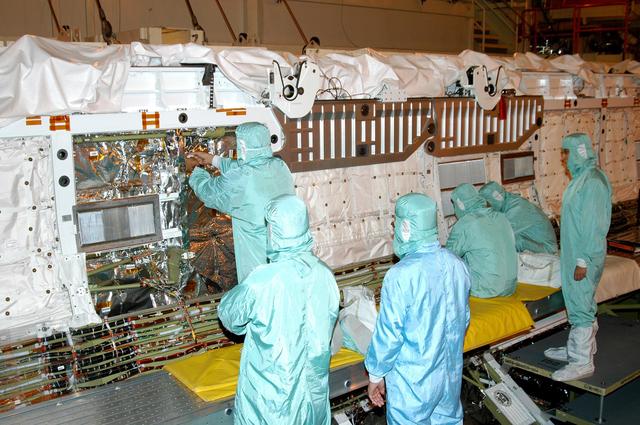 NASA image: KSC-04pd1282