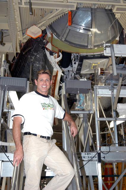 NASA image: KSC-04pd1400