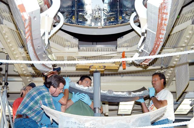 NASA image: KSC-04pd1424