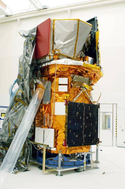NASA image: KSC-04pd1613