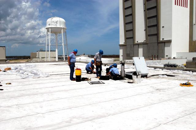 NASA image: KSC-04pd1731