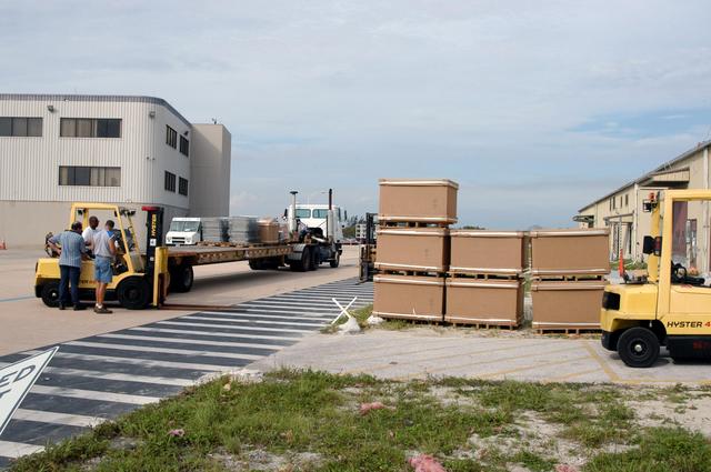 NASA image: KSC-04pd1732