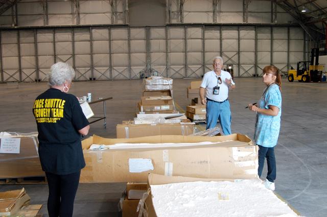 NASA image: KSC-04pd1740