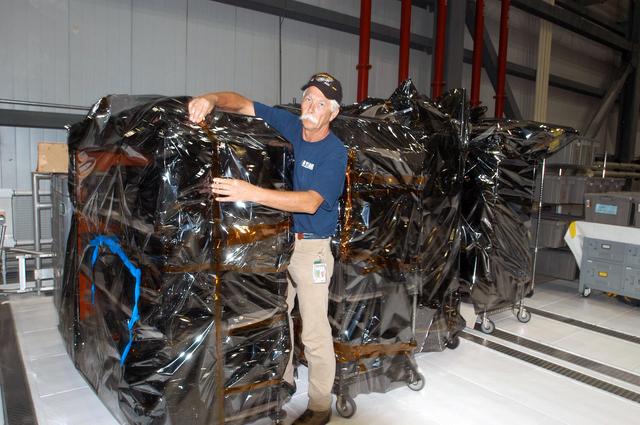 NASA image: KSC-04pd1754