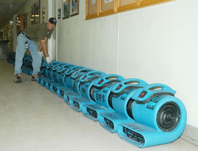 NASA image: KSC-04pd1778