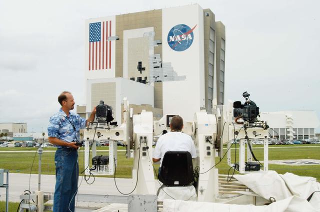 NASA image: KSC-04pd1806