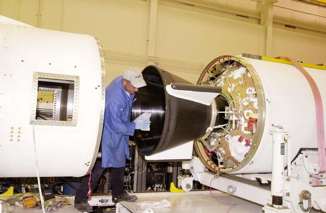 NASA image: KSC-04pd1816