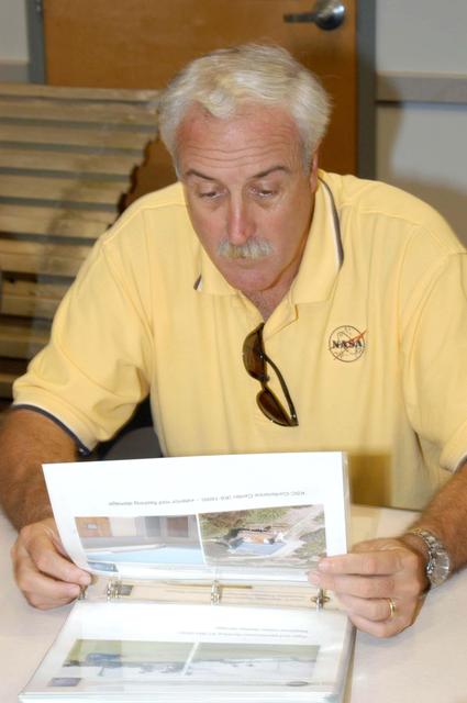 NASA image: KSC-04pd1834