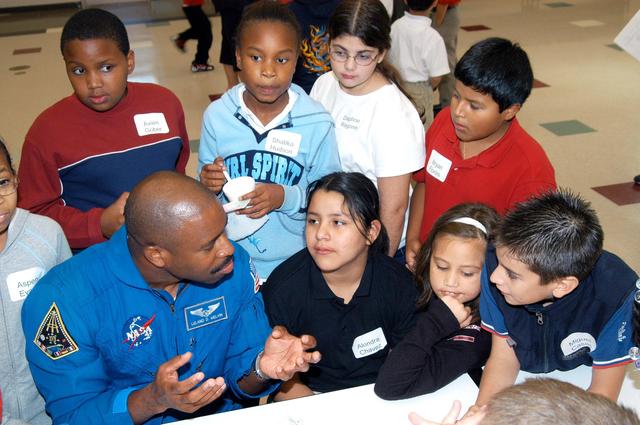 NASA image: KSC-04pd2015