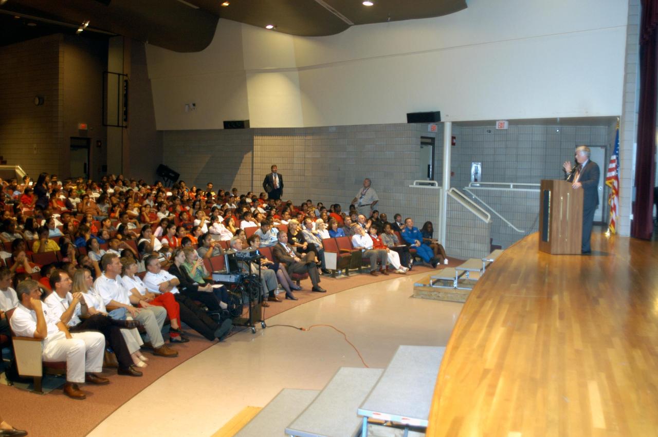 KENNEDY SPACE CENTER, FLA. -  At Immokalee High School in Naples, Fla., Center Director Jim Kennedy talks to students of Immokalee Middle School to share the vision for space exploration with the next generation of explorers.  Immokalee is part of NASA’s Explorer School (NES) Program and is teamed with Pine Ridge Middle School.  Kennedy  is talking about our destiny as explorers, NASA’s stepping stone approach to exploring Earth, the Moon, Mars and beyond, how space impacts our lives, and how people and machines rely on each other in space.  NES establishes a three-year partnership annually between NASA and 50 NASA Explorer Schools teams, consisting of teachers and education administrators from diverse communities nationwide.