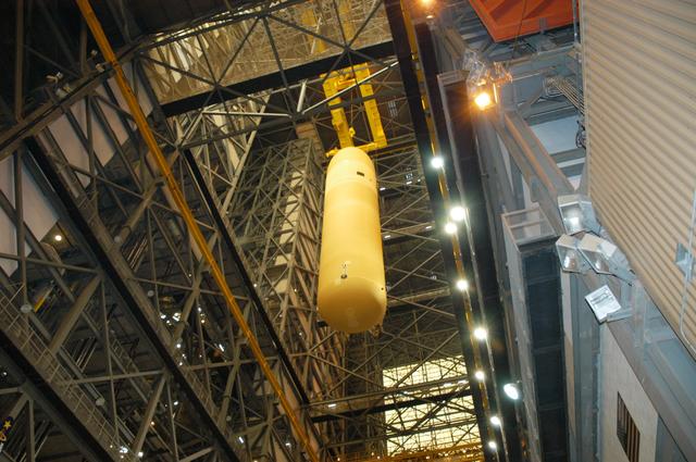 NASA image: KSC-04pd2129