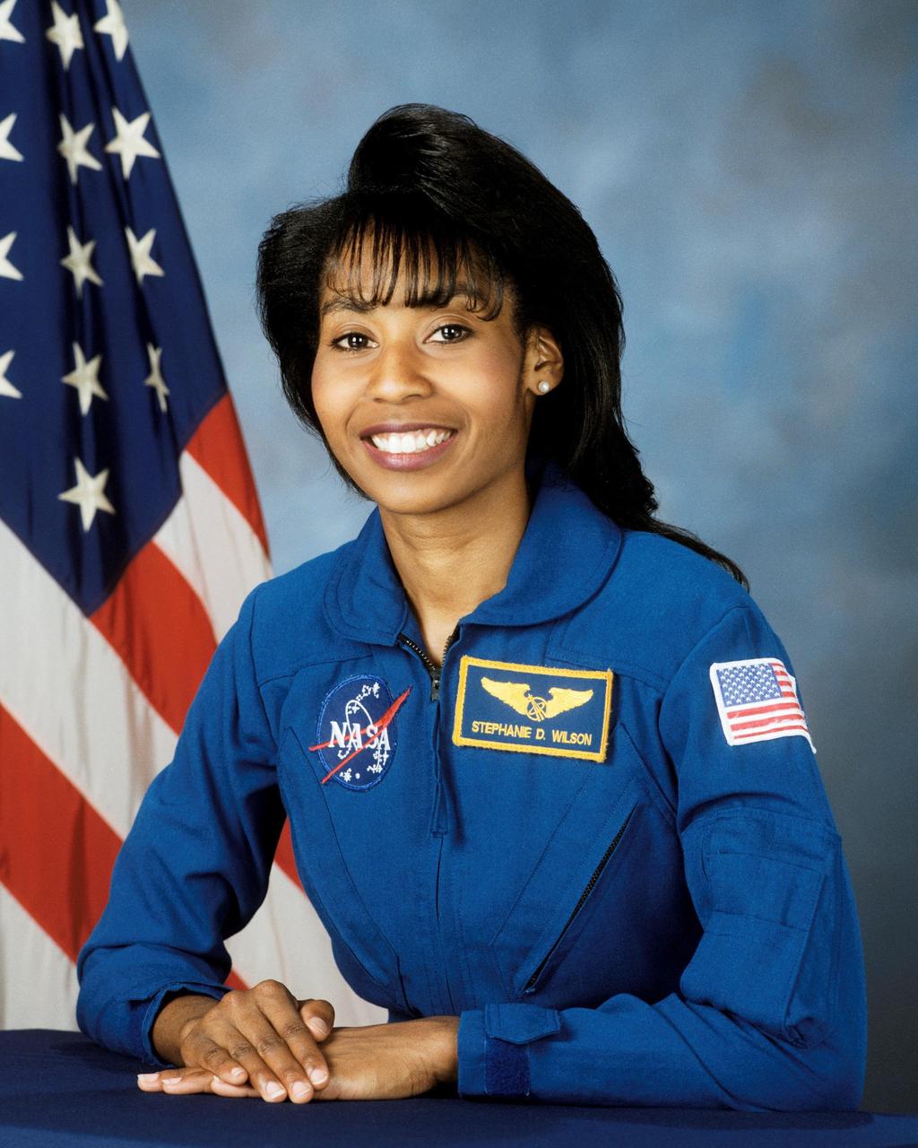 JOHNSON SPACE CENTER, TEXAS -- S97-10246 -- Astronaut Stephanie D. Wilson, mission specialist