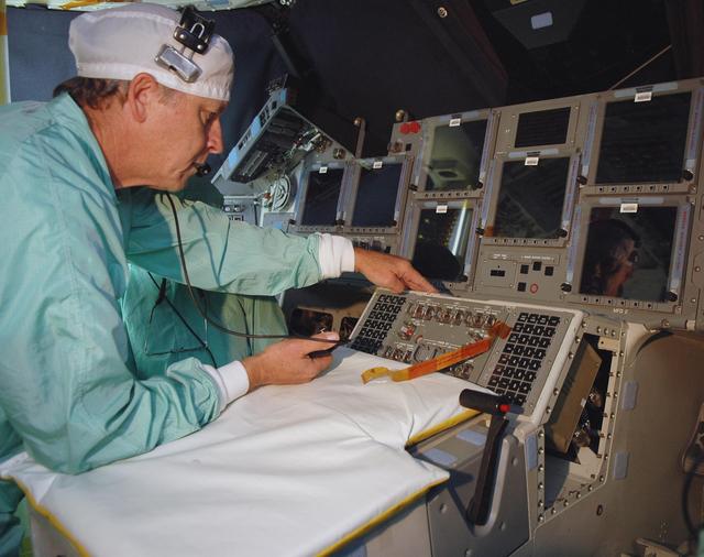 NASA image: KSC-05pd2300