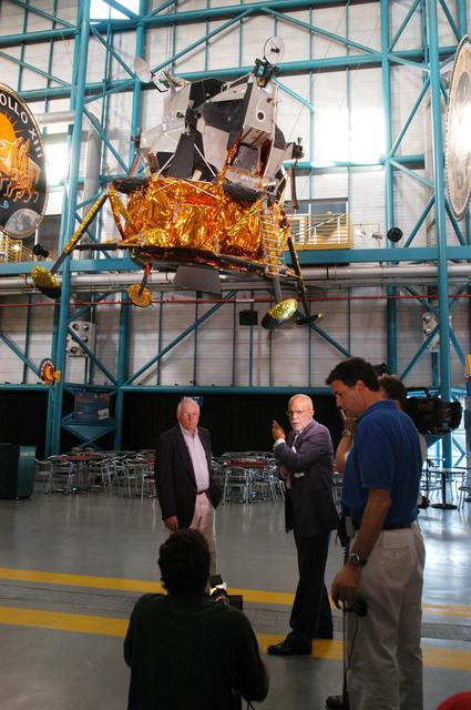 NASA image: KSC-05pd2510