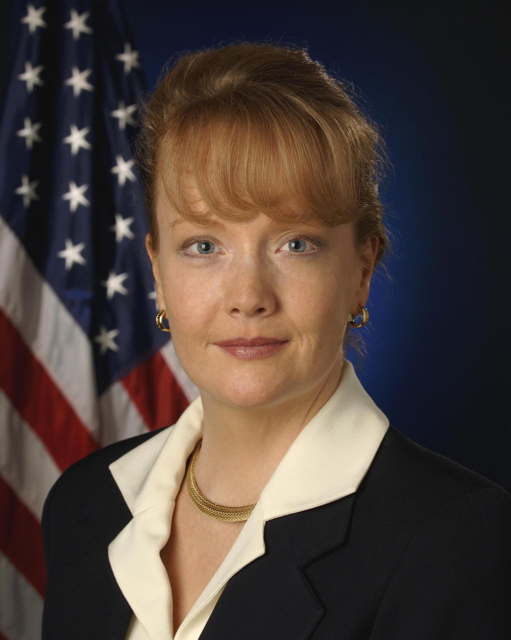 KENNEDY SPACE CENTER, FLA. -  Official portrait of Shana L. Dale, deputy administrator of the National Aeronautics and Space Administration.  As deputy administrator, Dale serves as the agency’s second in command and oversees the day-to-day work of NASA’s functional offices, such as the Office of the Chief Financial Officer, Office of General Counsel and Strategic Communications.  Photo credit: NASA/Bill Ingalls