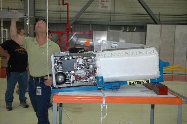 NASA image: KSC-06pd0005