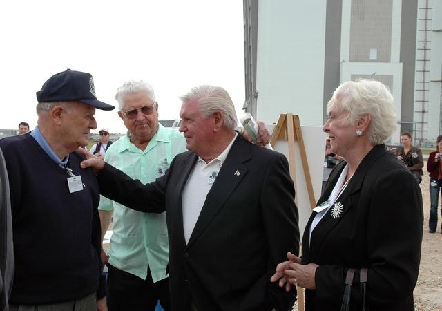 NASA image: KSC-06pd0049