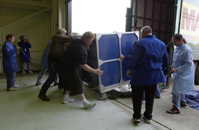 NASA image: KSC-06pd0181