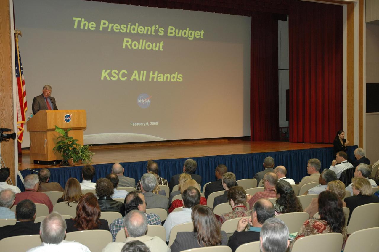 KENNEDY SPACE CENTER, FLA. -  In NASA Kennedy Space Center’s training auditorium, Center Director Jim Kennedy talks to employees about the NASA budget and its impact on the Center.  The all-hands meeting followed a press conference held by NASA Administrator Mike Griffin on the agency’s budget. Photo credit: NASA/Jim Grossmann
