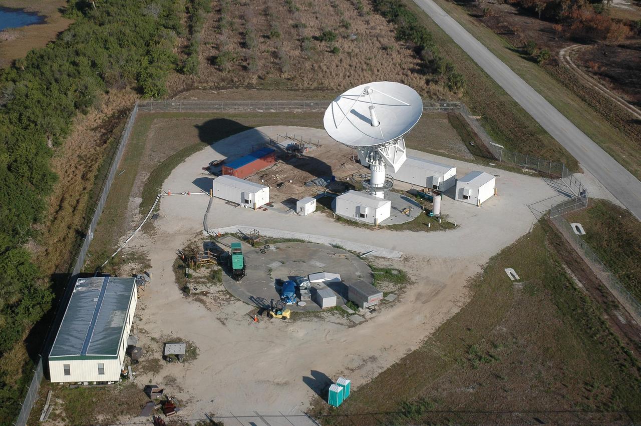 KENNEDY SPACE CENTER, FLA. - This view shows the new C-band, 3 megawatt radar with a 50-foot dish antenna recently installed on north Kennedy Space Center. It is one of the largest of its kind in the world, providing higher definition imagery than has ever been available before. Photo credit: Cory Huston