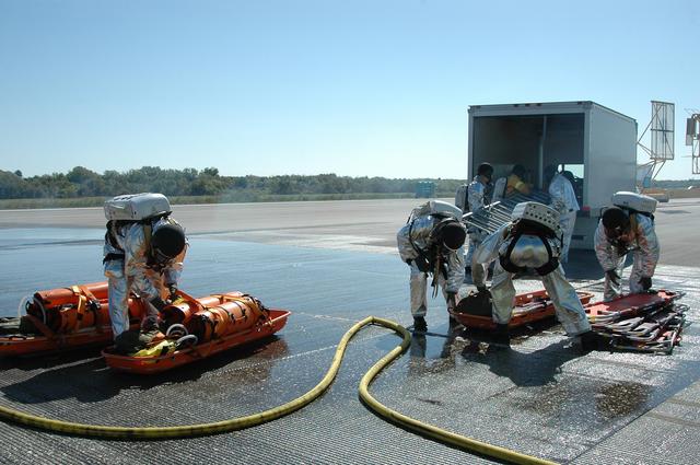 NASA image: KSC-06pd0487