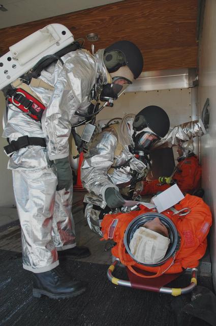 NASA image: KSC-06pd0513