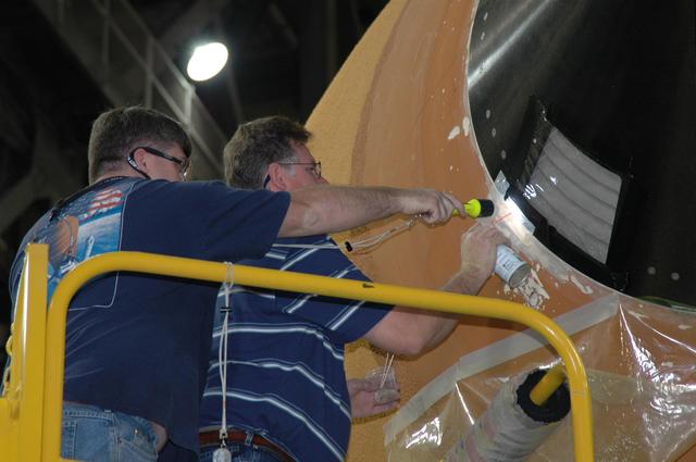 NASA image: KSC-06pd0616