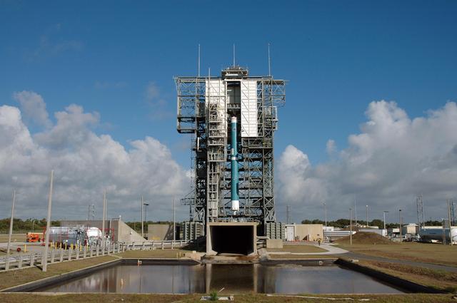 NASA image: KSC-06pd0987