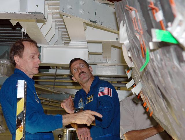 NASA image: KSC-06pd1186