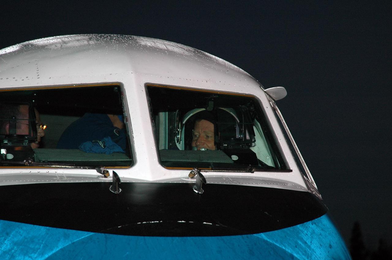 KENNEDY SPACE CENTER, FLA. -  In the cockpit of the Shuttle Training Aircraft (STA), STS-121  Commander Steven Lindsey is ready for takeoff from the Shuttle Landing Facility.  Lindsey and Pilot Mark Kelly will be making practice landings in preparation for the July 1 launch of Space Shuttle Discovery. The STA is a Grumman American Aviation-built Gulf Stream II jet that was modified to simulate an orbiter’s cockpit, motion and visual cues, and handling qualities. In flight, the STA duplicates the orbiter’s atmospheric descent trajectory from approximately 35,000 feet altitude to landing on a runway. Because the orbiter is unpowered during re-entry and landing, its high-speed glide must be perfectly executed the first time.  Photo credit: NASA/Kim Shiflett