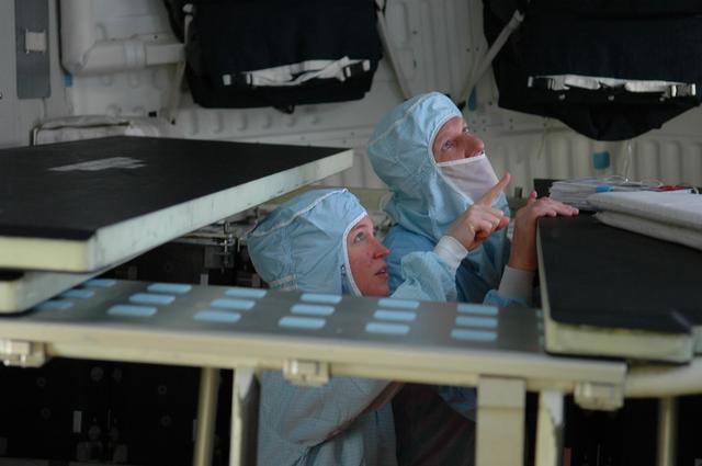 NASA image: KSC-06pd1266