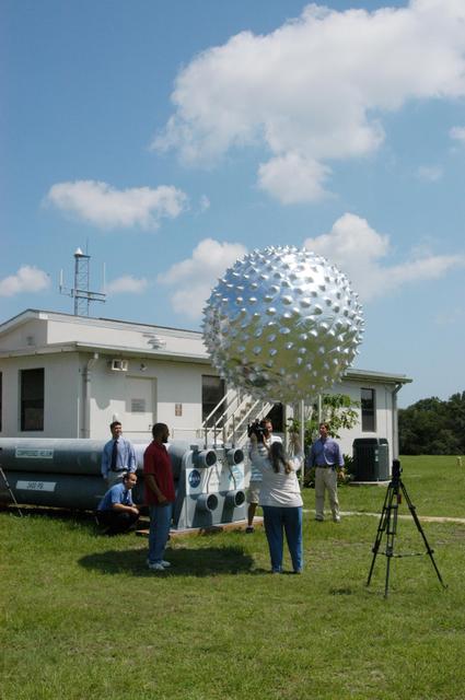 NASA image: KSC-06pd1278