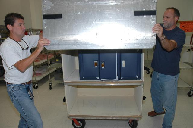 NASA image: KSC-06pd1296